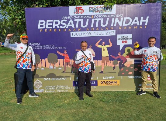 Kaprodi Magister Kenotariatan (MKn) Universitas Islam Malang (Unisma), Dr. Sunardi, SH., M.Hum, turut serta dalam family gathering dan potong tumpeng dalam rangka peringatan Ikatan Notaris Indonesia (INI) yang ke-115. Acara tersebut diselenggarakan di Taman Dayu Golf and Resort Pasuruan oleh pengurus INI Jawa Timur